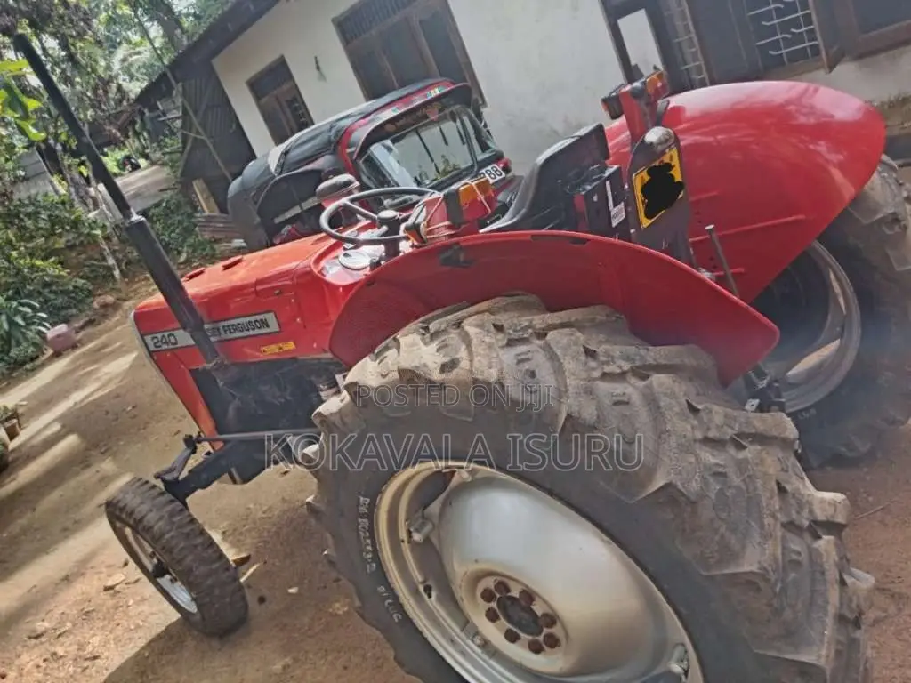 Massey-Ferguson 240 2003 Tractor (Used)