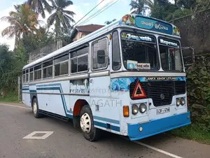 Ashok-Leyland Viking 2004 Bus (Used)