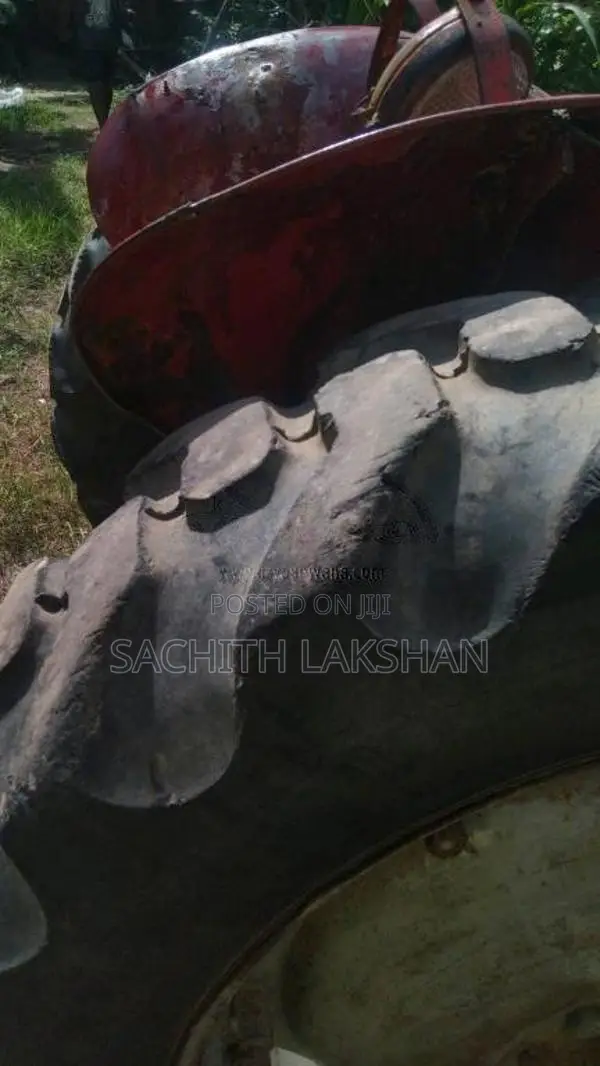 Massey-Ferguson MF240 1997 Tractor (Used)