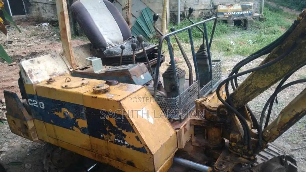 Komatsu 20 2000 Heavy-Duty (Used)