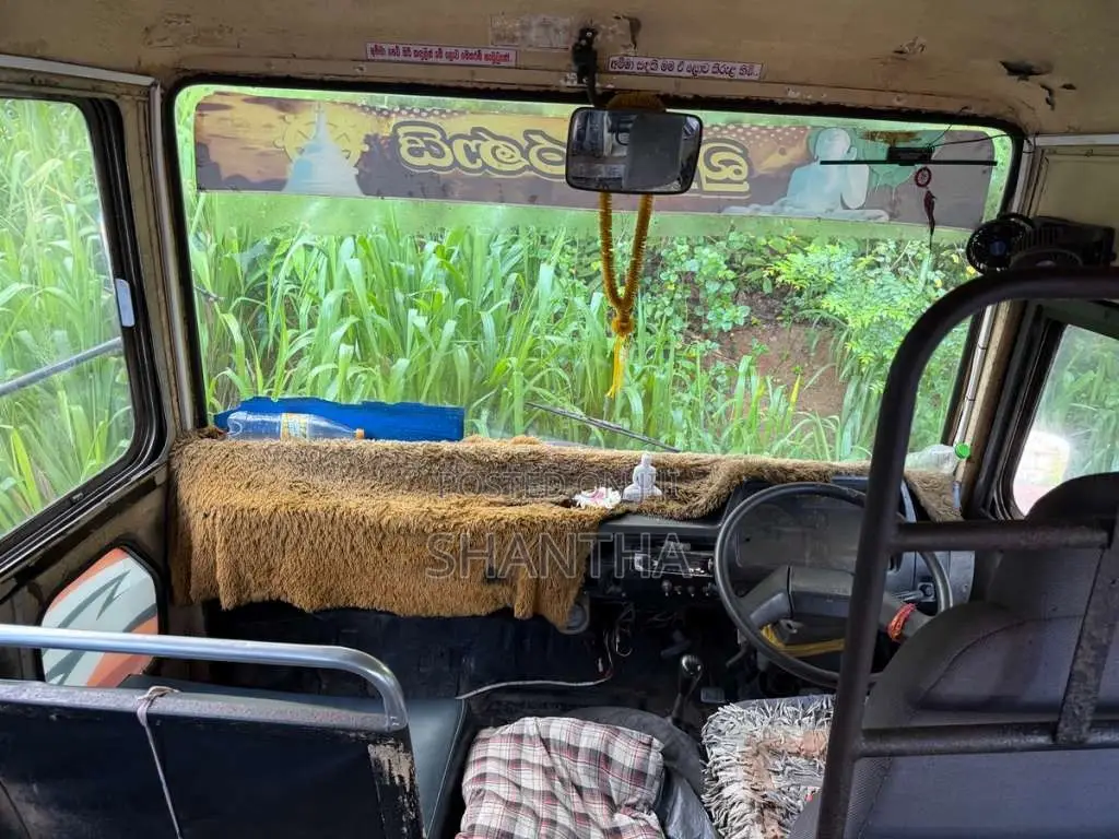Toyota Dyna 1990 Bus Brand New