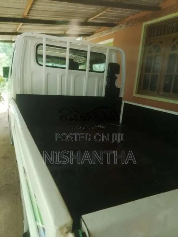 Mitsubishi Canter 2004 Crew Cab (Used)