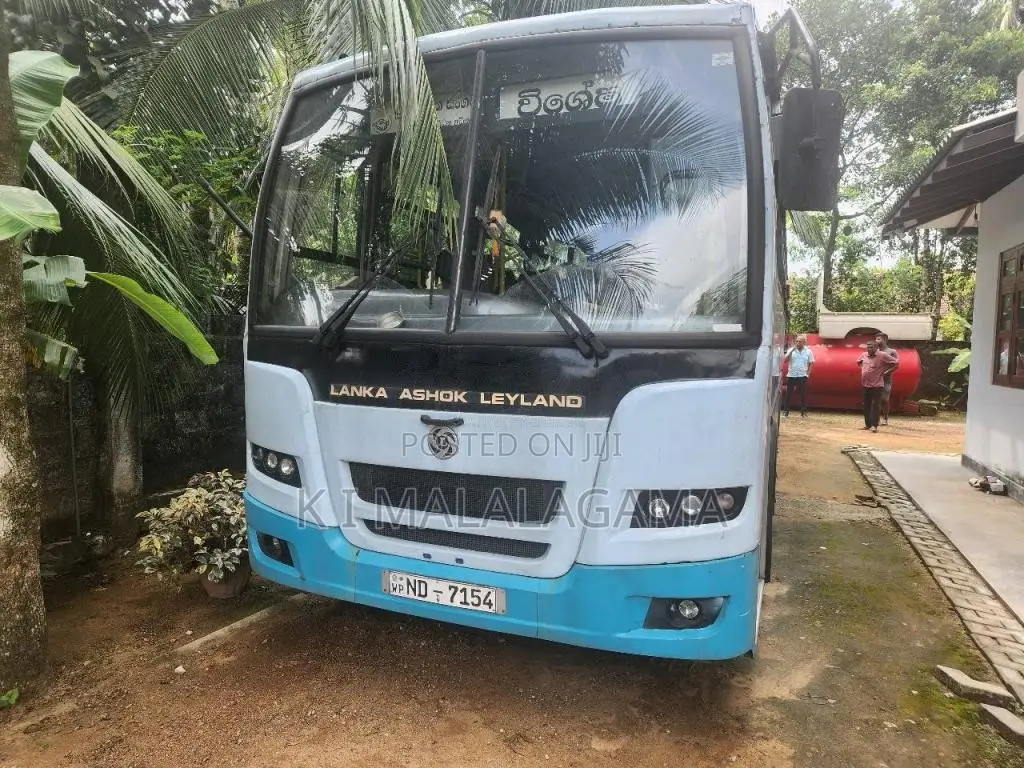 Ashok-Leyland Ashok-Leyland 2018 Bus (Used)