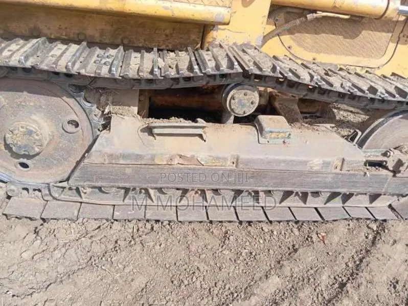 CAT Cat931b 1999 Heavy-Duty (Used)