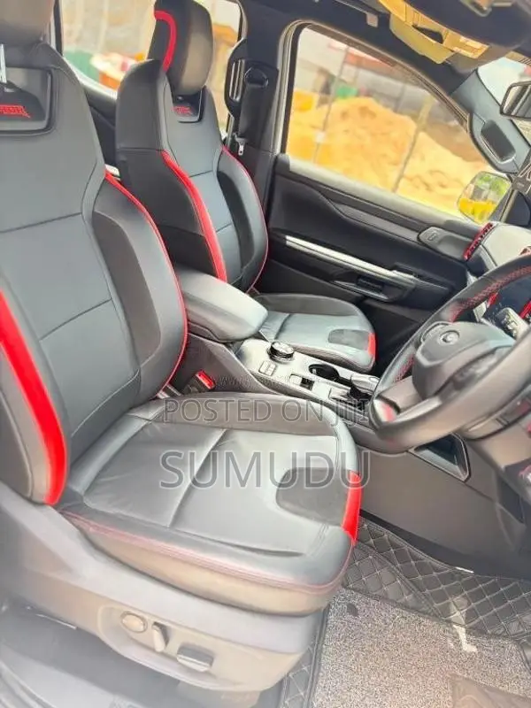 Ford Raptor 2025 Pickup (Used)
