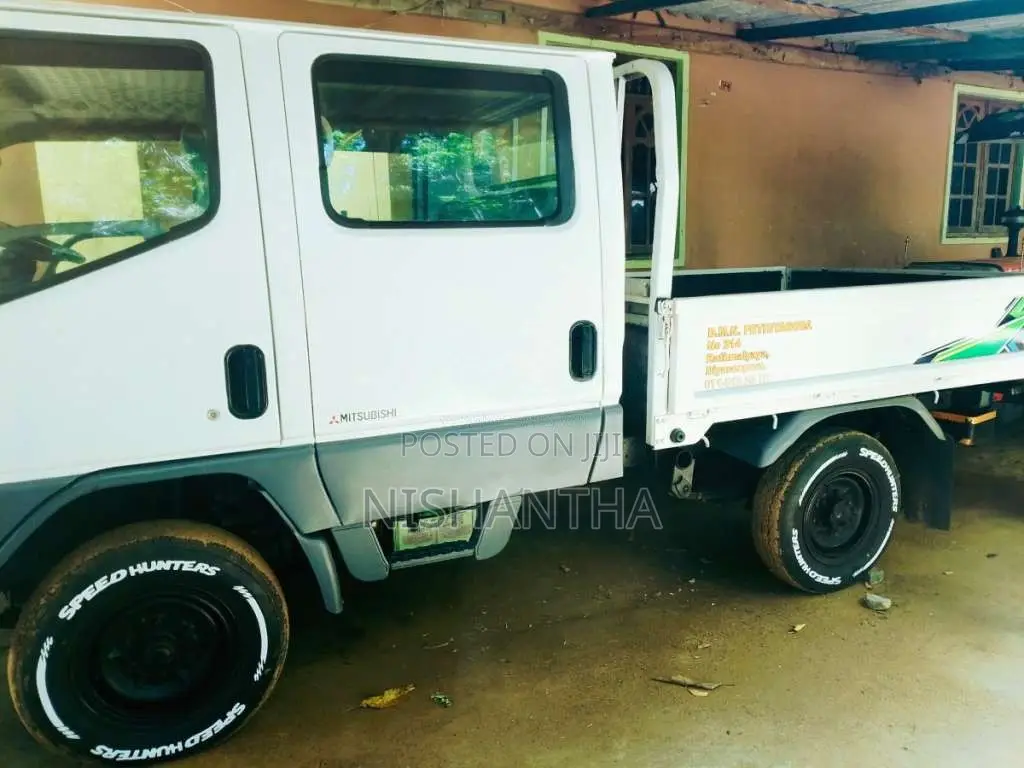 Mitsubishi Canter 2004 Crew Cab (Used)