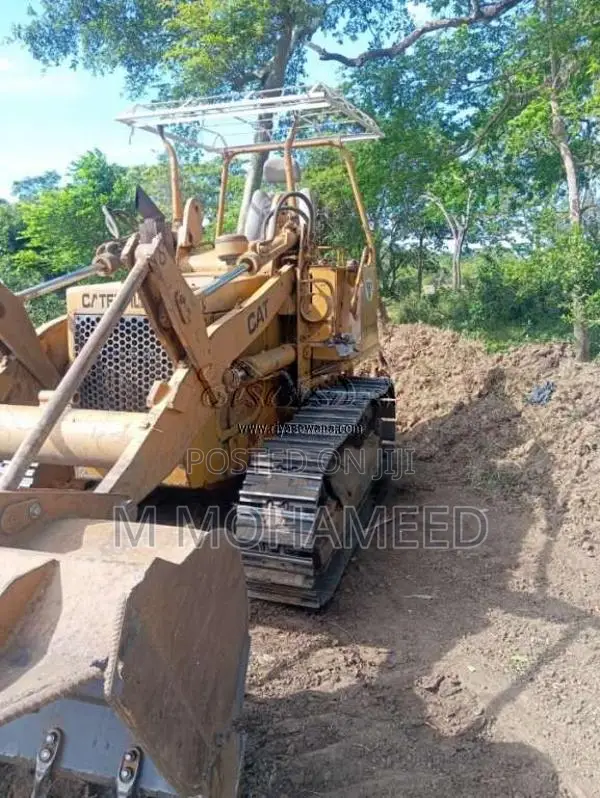 CAT Cat931b 1999 Heavy-Duty (Used)