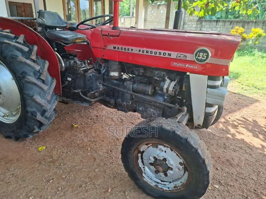 Massey-Ferguson 135 D 1988 Tractor (Used)