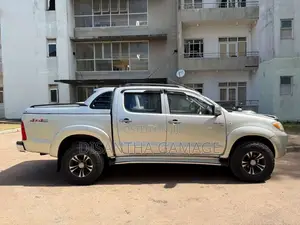 Toyota Hilux Vigo 2008 Pickup (Used)