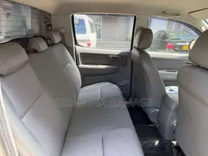 Toyota Hilux Vigo 2008 Pickup (Used)