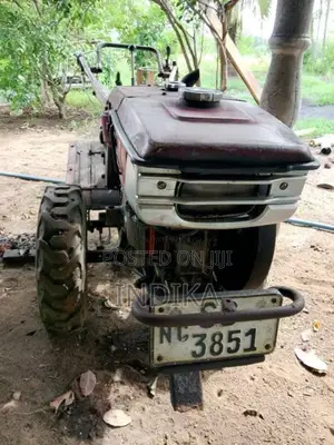 Kubota Kubota 2006 Tractor (Used)
