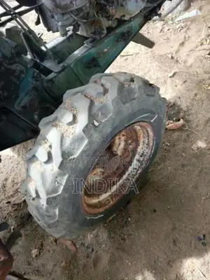 Kubota Kubota 2006 Tractor (Used)