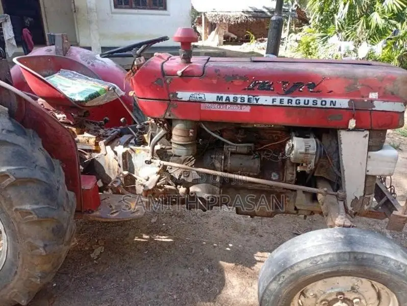 Massey-Ferguson 135 DL 1998 Tractor (Used)