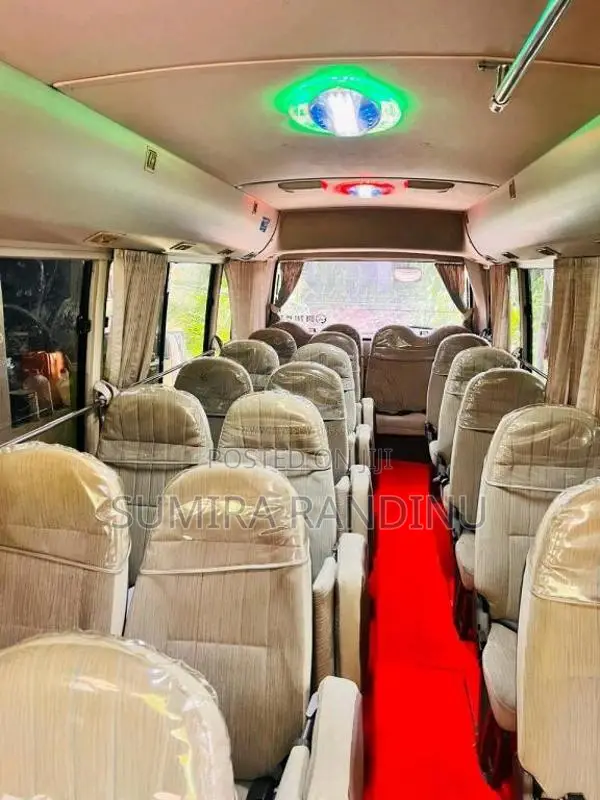 Mitsubishi Rosa 2015 Bus (Used)