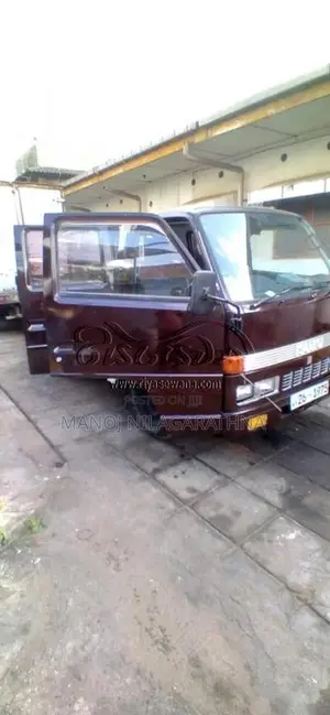 Isuzu Crewcab 1988 Crew Cab (Used)