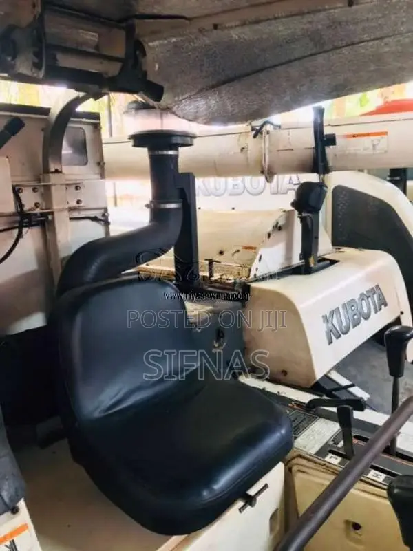 Kubota Harvester 2022 Heavy-Duty (Used)