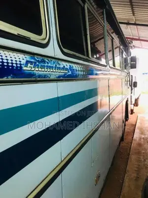 Ashok-Leyland Viking 2002 Bus (Used)