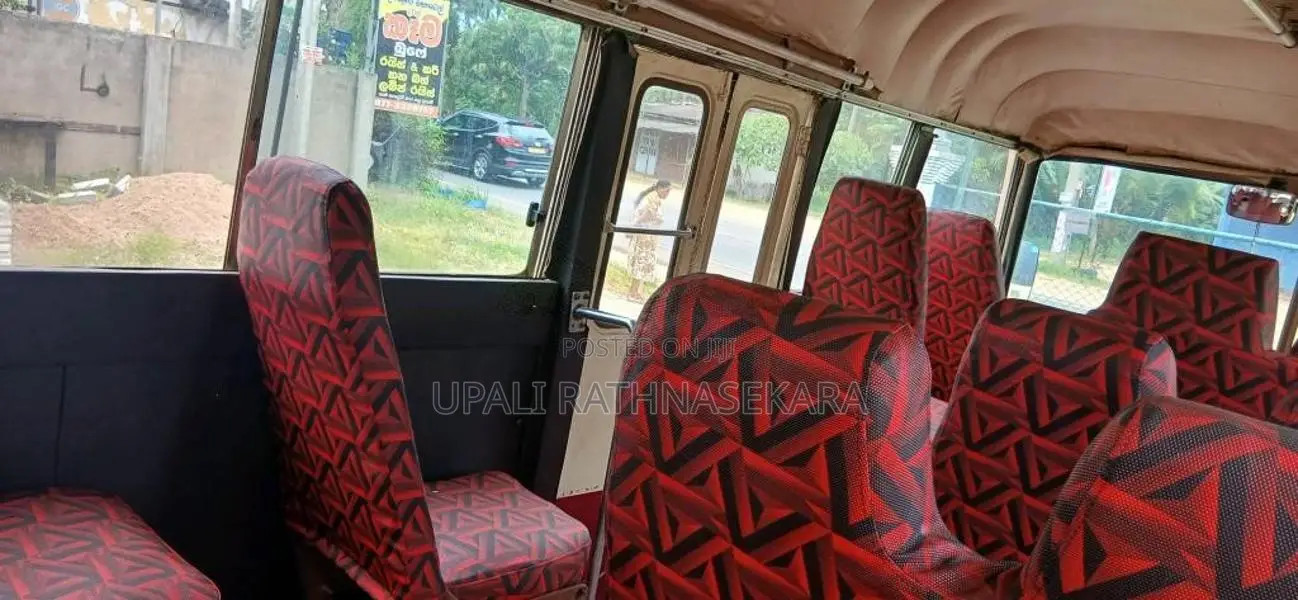 Isuzu Journey M 1980 Bus (Used)