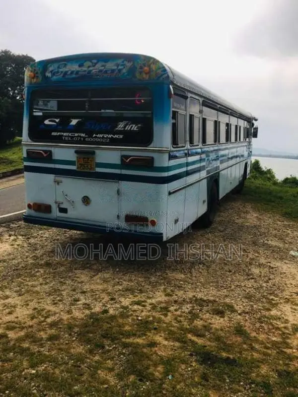 Ashok-Leyland Viking 2002 Bus (Used)