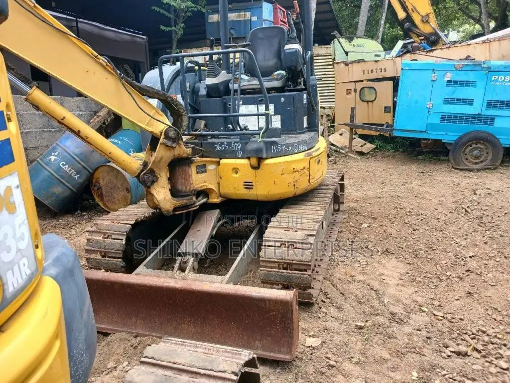 Komatsu PC 30 MR3 2019 Heavy-Duty (Used)