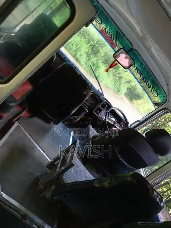 Mitsubishi Rosa 1986 Bus (Used)