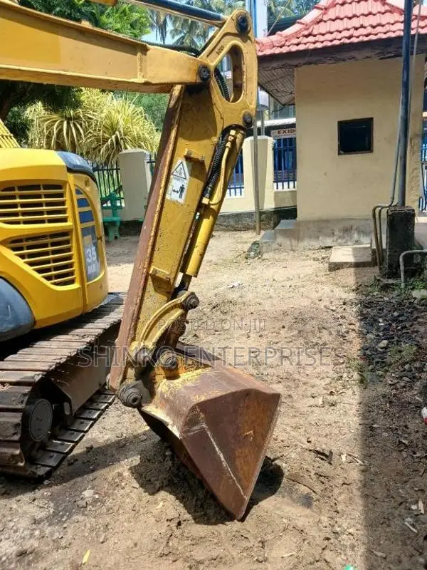 Komatsu PC 30 MR3 2019 Heavy-Duty (Used)
