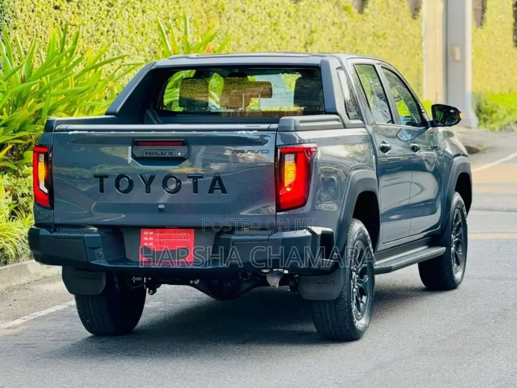 Toyota Hilux Travo Overland 2025 Pickup (Used)