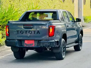 Toyota Hilux Travo Overland 2025 Pickup (Used)