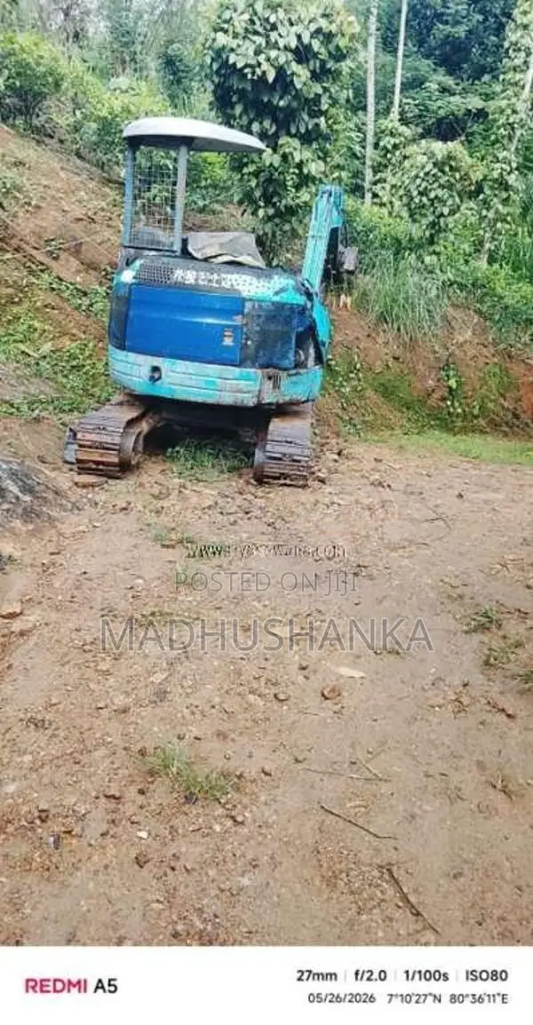 Hitachi Excavator 2011 Heavy-Duty (Used)