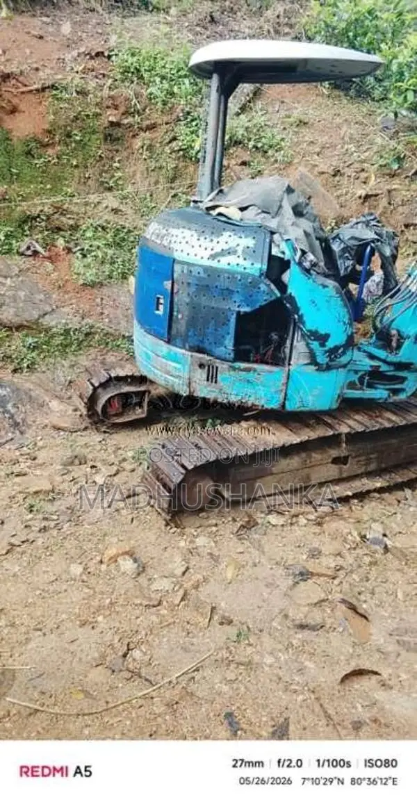 Hitachi Excavator 2011 Heavy-Duty (Used)