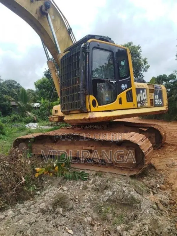 Komatsu 205 2013 Heavy-Duty (Used)