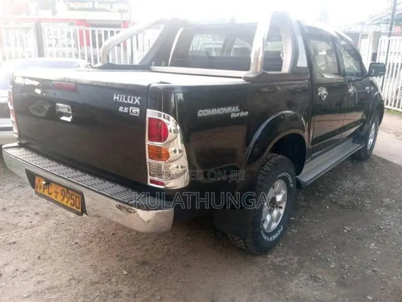 Toyota Hilux 2007 Pickup (Used)