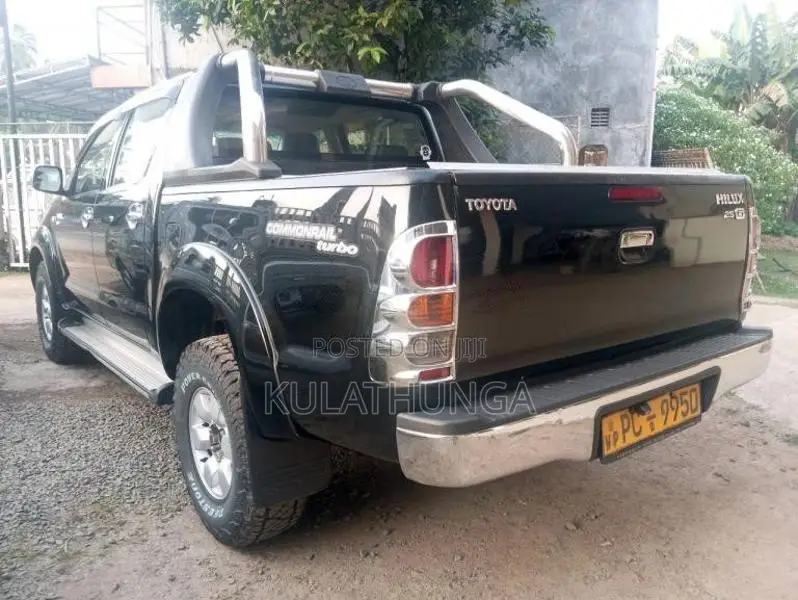 Toyota Hilux 2007 Pickup (Used)