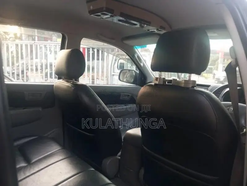 Toyota Hilux 2007 Pickup (Used)