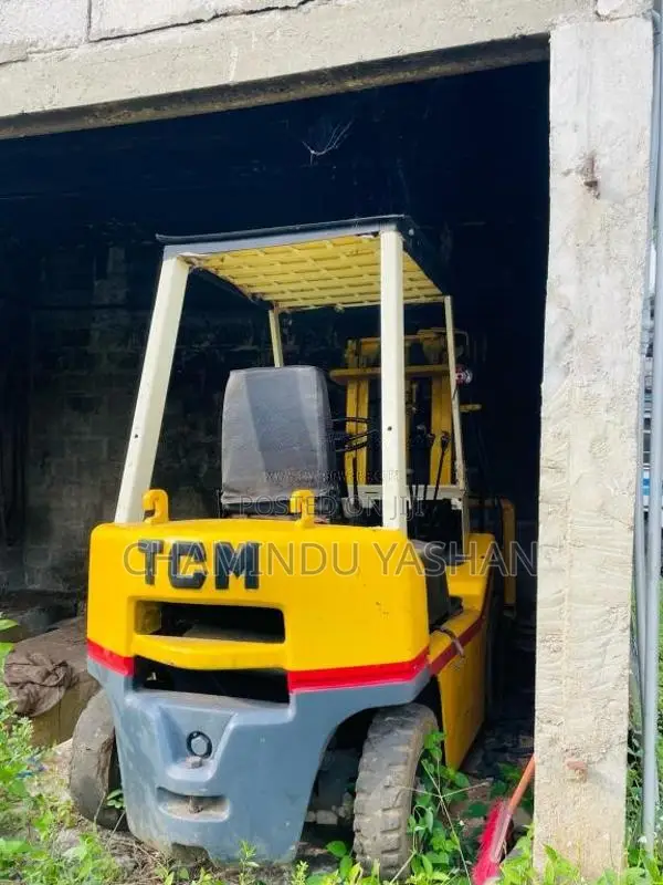 Isuzu Forklift 2015 Heavy-Duty (Used)