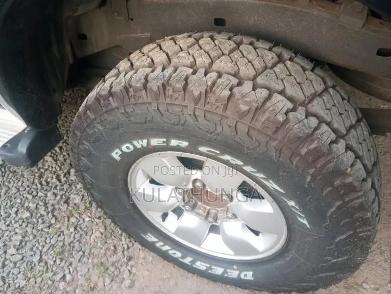 Toyota Hilux 2007 Pickup (Used)