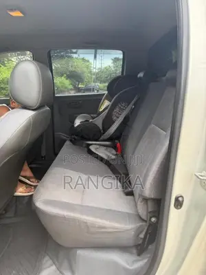Toyota Hilux 2012 Pickup (Used)