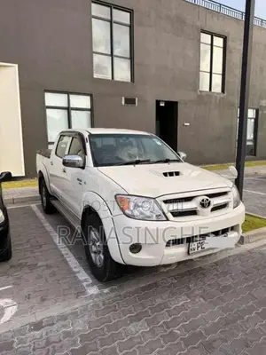 Toyota Hilux 2007 Pickup (Used)
