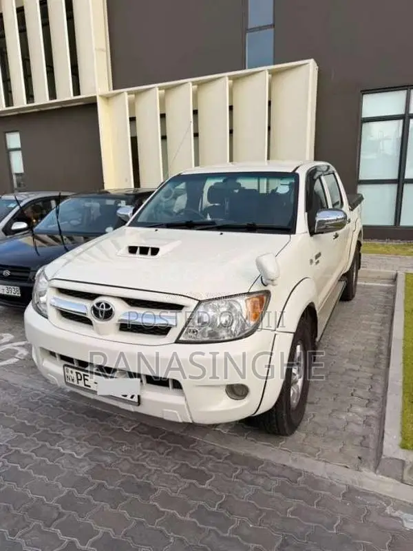 Toyota Hilux 2007 Pickup (Used)