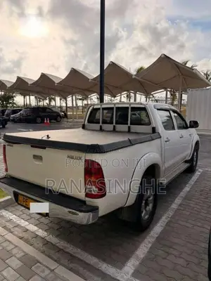 Toyota Hilux 2007 Pickup (Used)