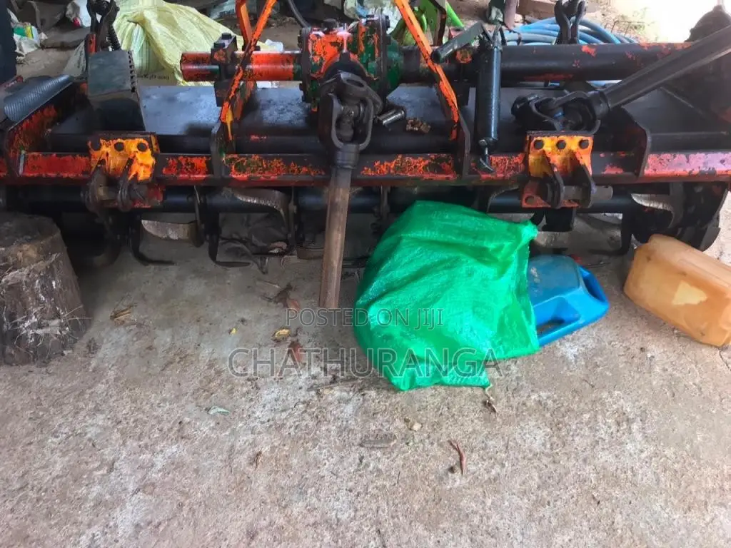 John-Deere Tractor 2015 Tractor (Used)