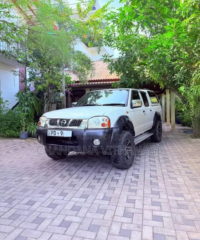 Nissan D22 2012 Pickup (Used)