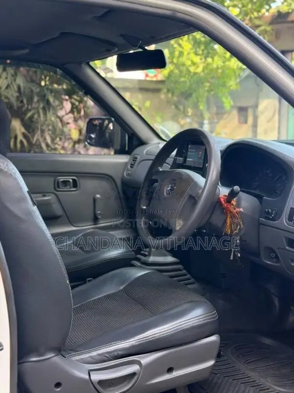 Nissan D22 2012 Pickup (Used)