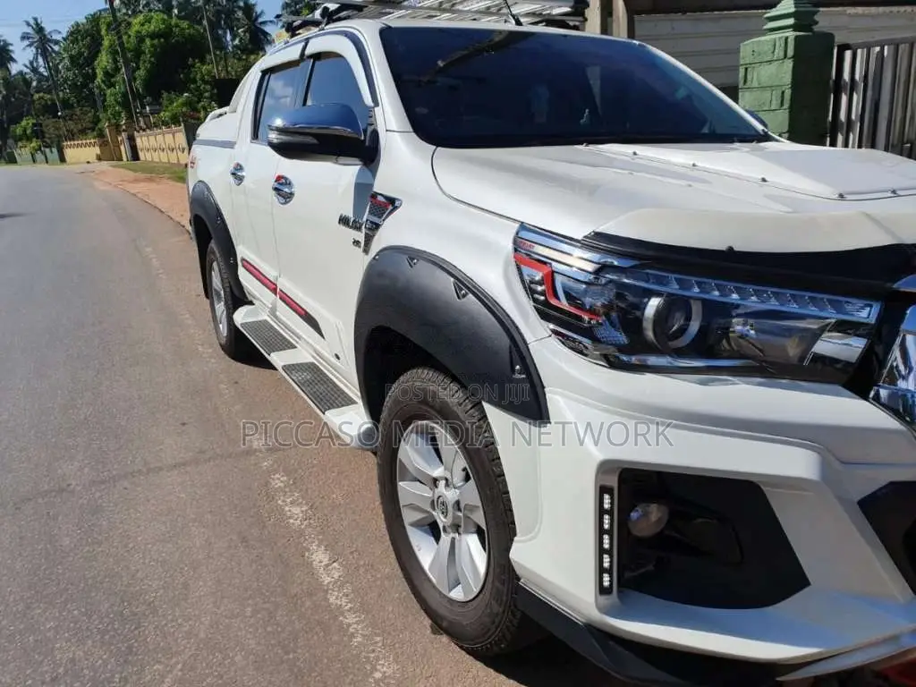 Toyota Hilux 2016 Pickup Unregistered (Recondition)