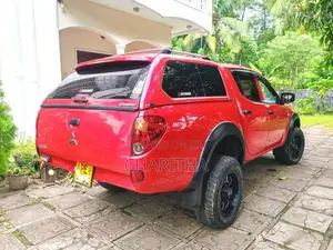Mitsubishi Cab 2013 Pickup (Used)