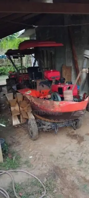 Kubota L4508 2014 Tractor (Used)