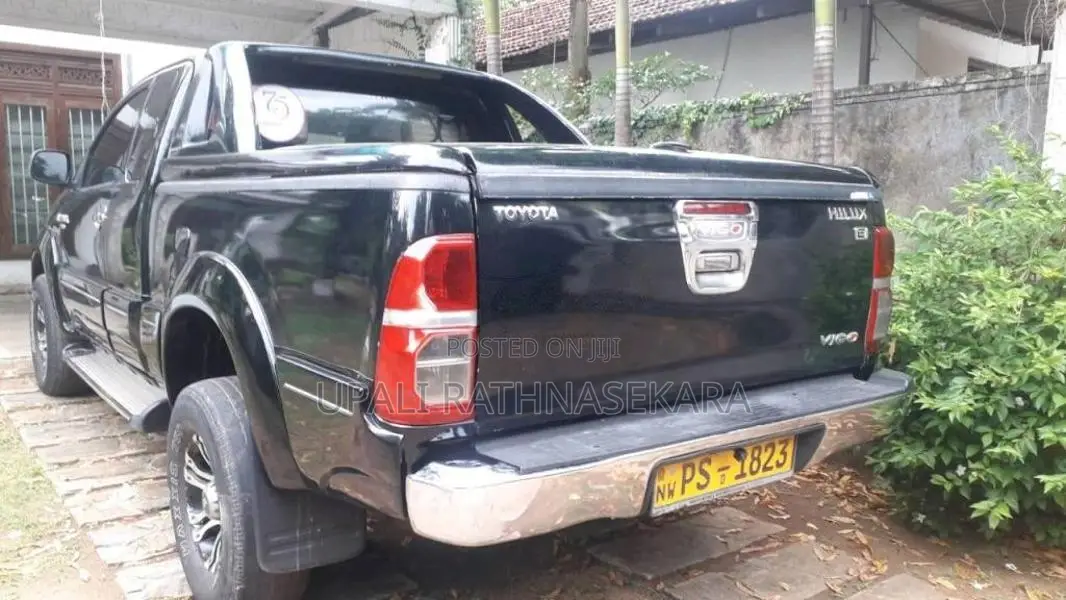Toyota Smart Cab 2012 Pickup (Used)