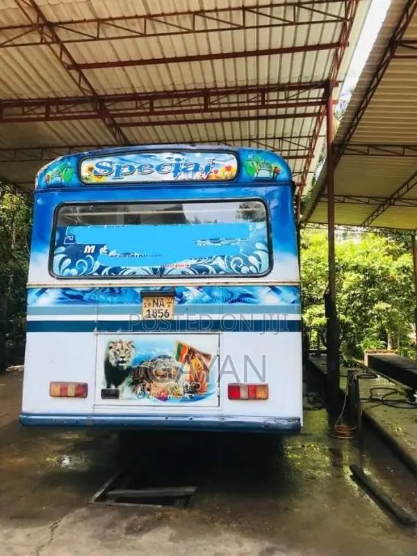 Ashok-Leyland Viking 2006 Bus (Used)