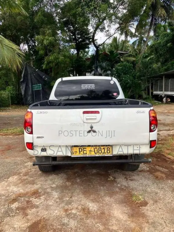 Mitsubishi L200 2007 Pickup (Used)