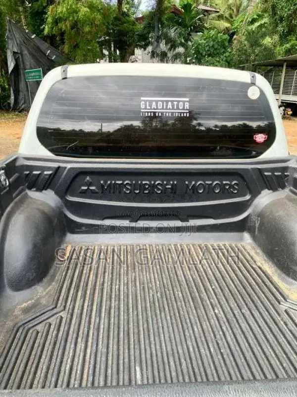 Mitsubishi L200 2007 Pickup (Used)